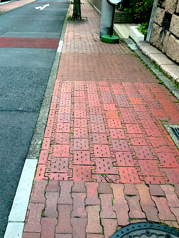 写真1/町の歩道