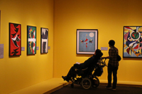 展示室の様子（「展覧会 岡本太郎」）