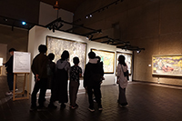 展示室に移動してみんなで作品鑑賞