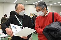 参加者に活動の様子を伝えるとびラー